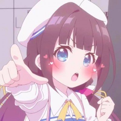 00后女生瀑布前展示太极拳